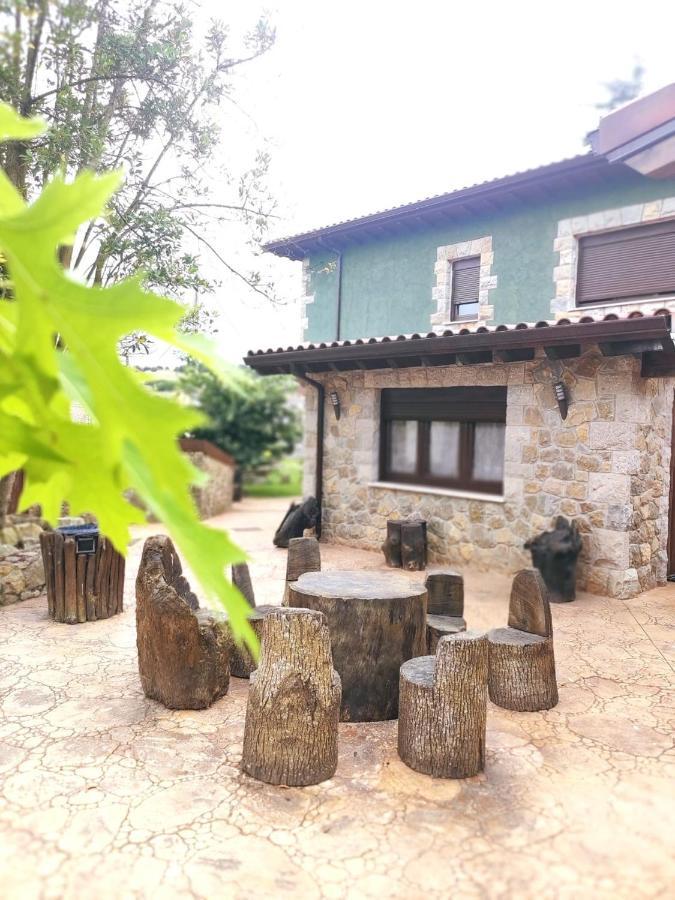 Las Cavernas Del Bisonte Santillana del Mar Exterior foto