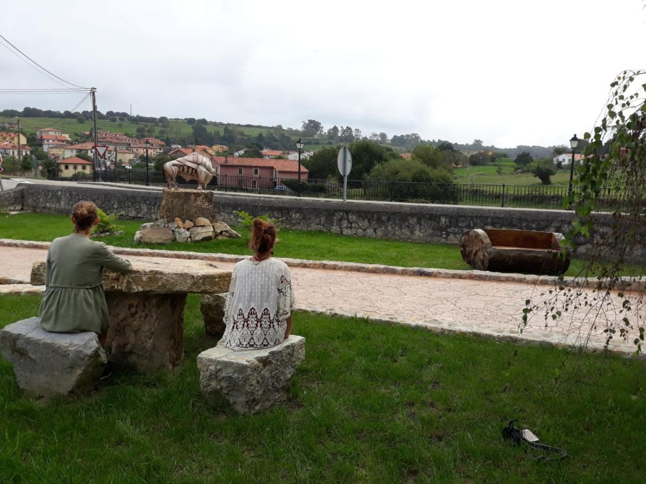 Las Cavernas Del Bisonte Santillana del Mar Exterior foto